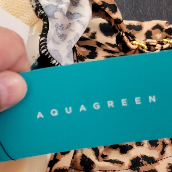 Aqua green Twist front over the shoulder One piece swimsuit Animal print Size S - Picture 6 of 10